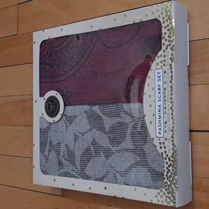 🆕️Modern Expressions Pashima Scarf Set